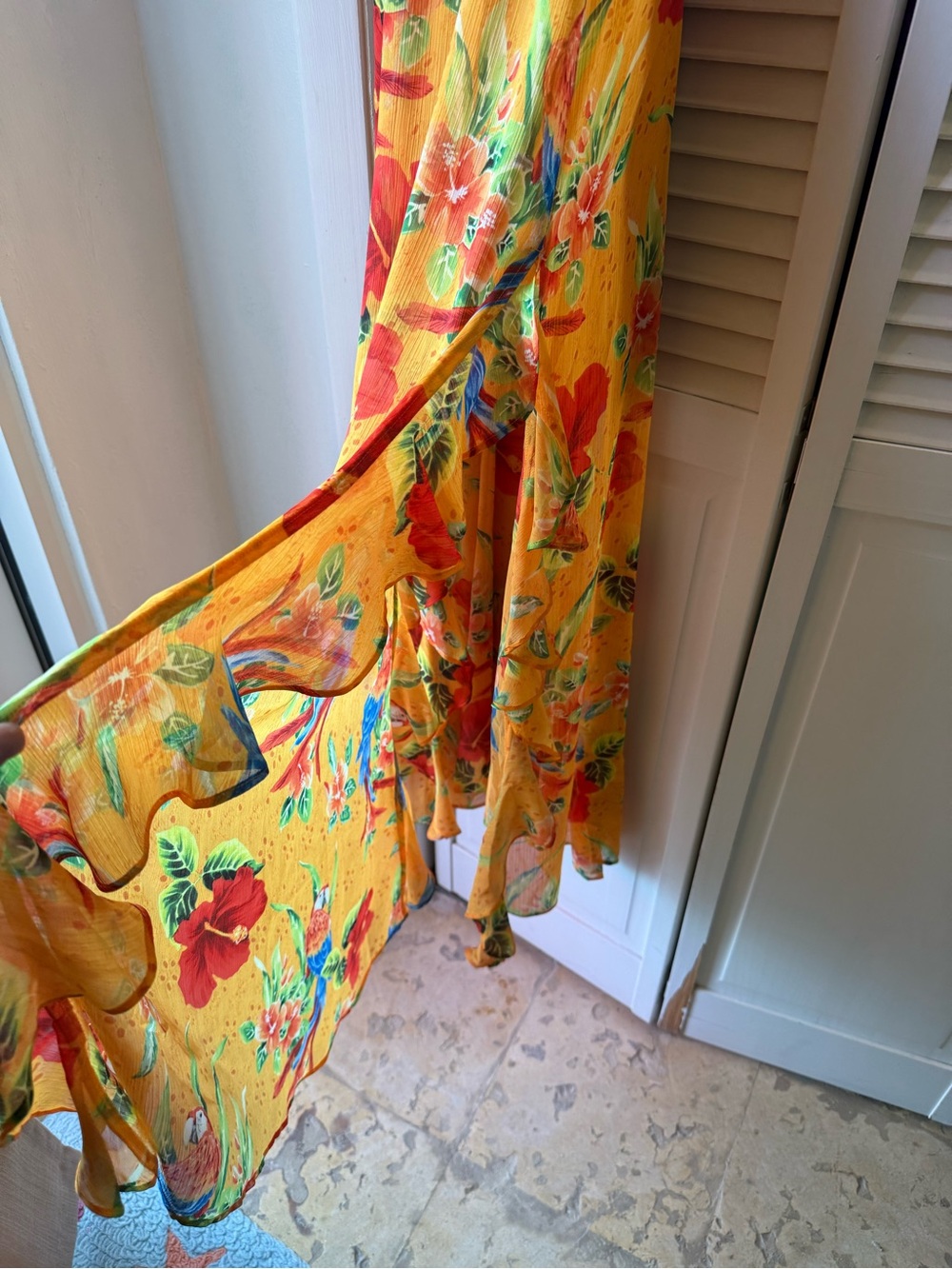 Guess Yellow Floral High-Low Maxi Skirt with Ruffle Edge